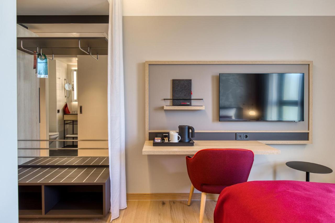 Intercityhotel Berlin Airport Ber Terminal 1 & 2 Schönefeld Εξωτερικό φωτογραφία Room interior