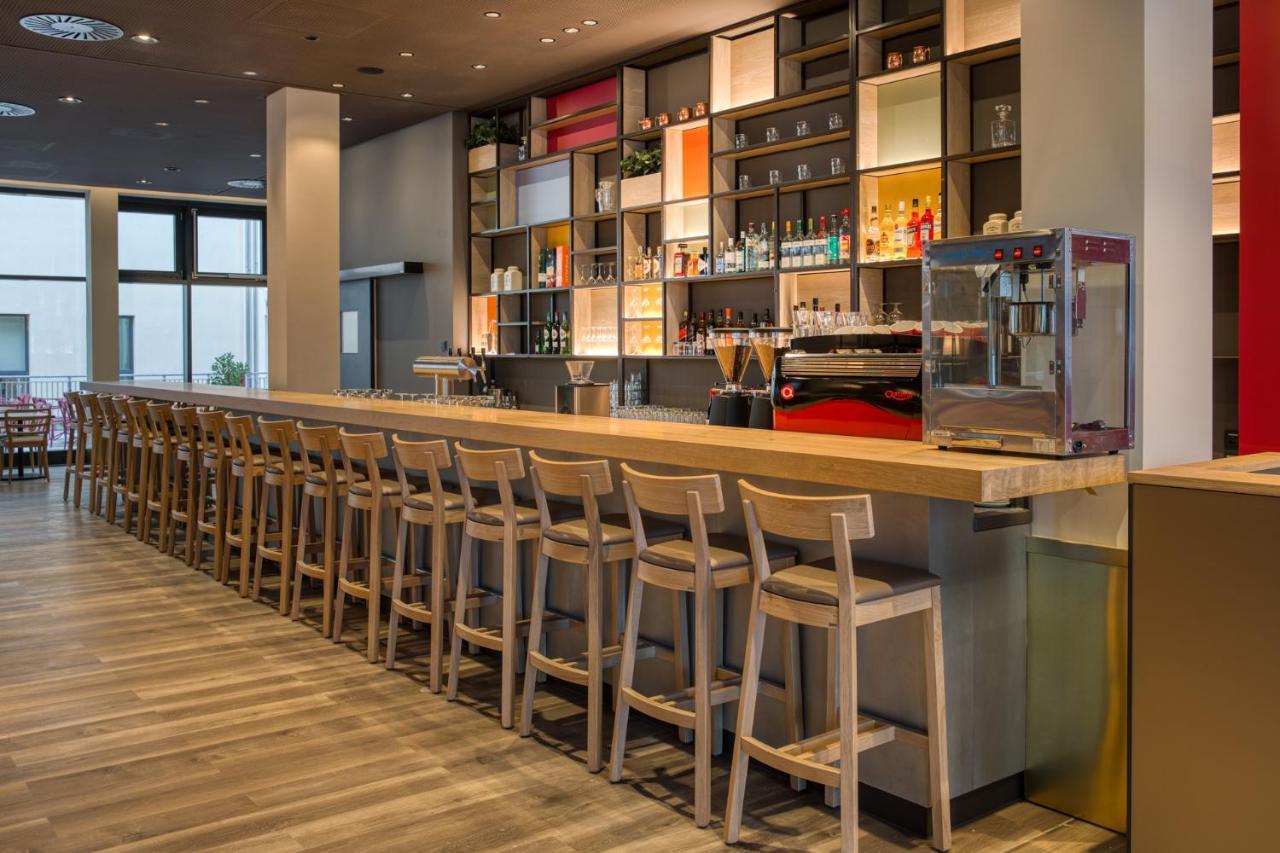 Intercityhotel Berlin Airport Ber Terminal 1 & 2 Schönefeld Εξωτερικό φωτογραφία Bar