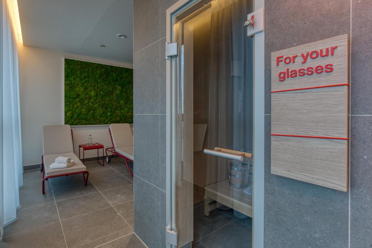Intercityhotel Berlin Airport Ber Terminal 1 & 2 Schönefeld Εξωτερικό φωτογραφία Sauna with steam room